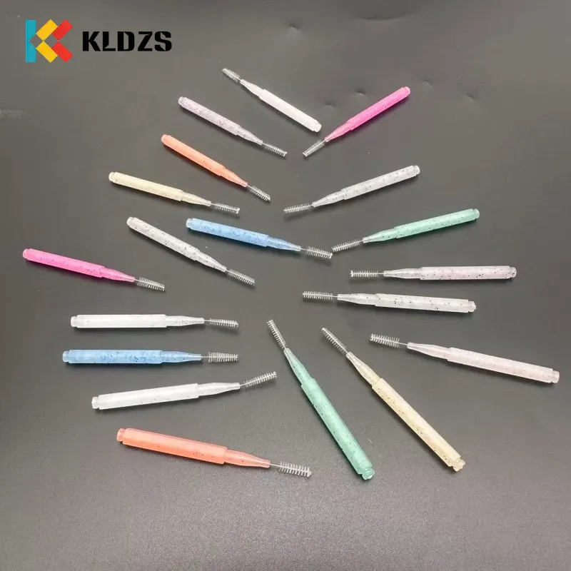 Sechseckige Kristall-Interdentalbürste