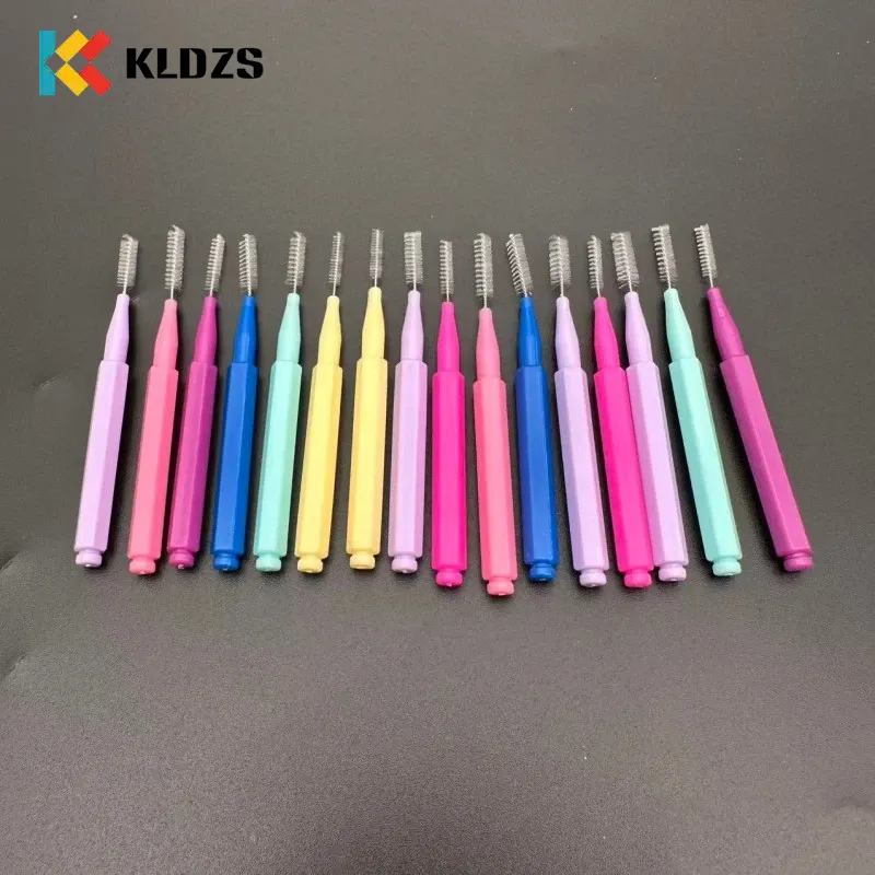 Sechseckige Bleistift-Interdentalbürste